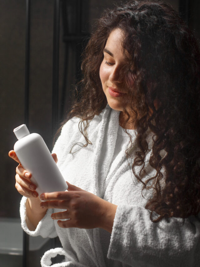 Top 10 Cosmetic Face Wash for Glowing Skin