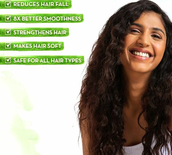 Onion Shampoo with natural ingredients for reducing hair fall, strengthening roots, and promoting smooth, shiny hair
